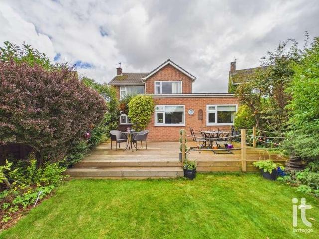 3 bed house for sale