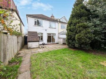 3 bed house for sale