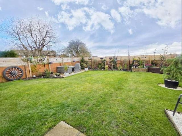 3 bed house for sale