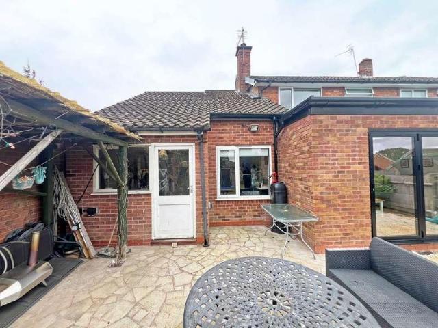 3 bed house for sale