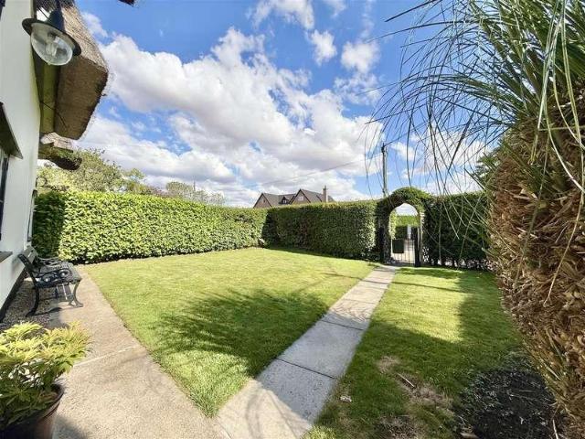 3 bed house for sale