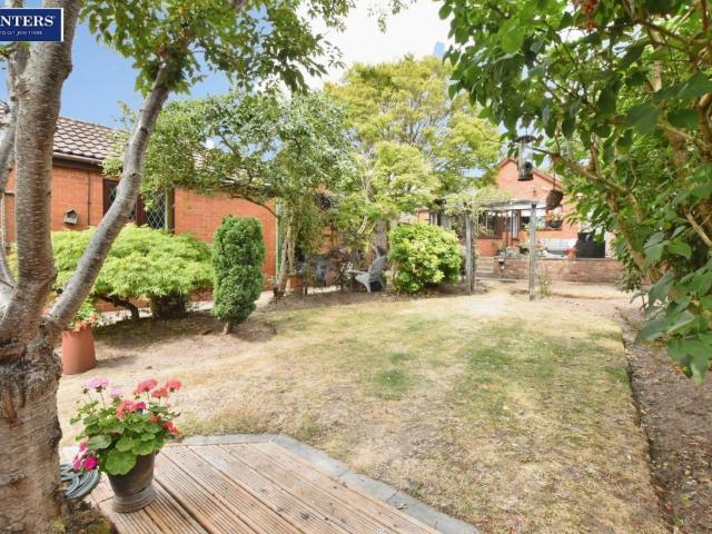 3 bed house for sale