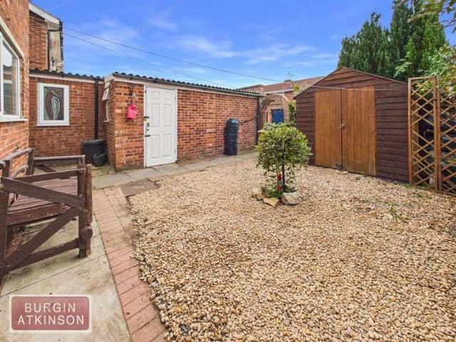 3 bed house for sale