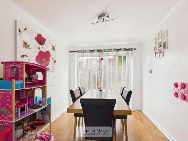 3 bed house for sale
