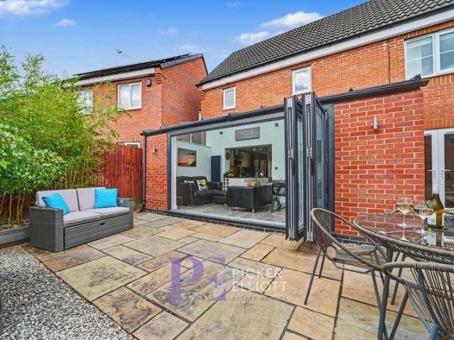 3 bed house for sale