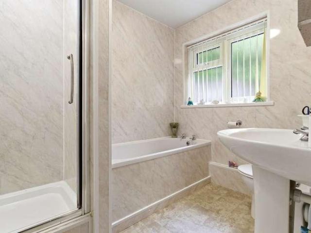 3 bed house for sale