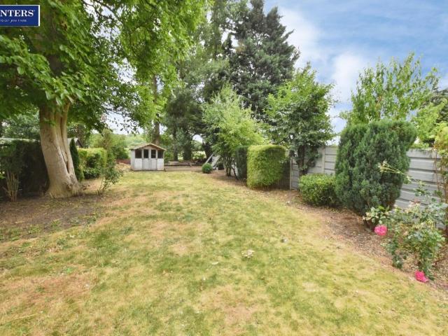 3 bed house for sale