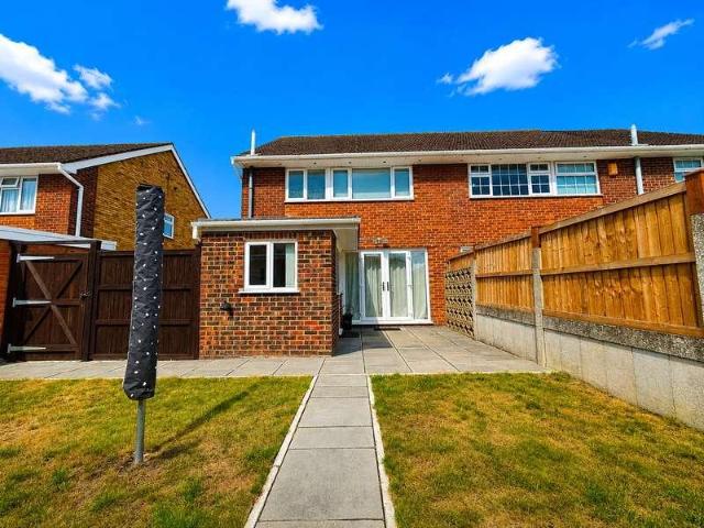 3 bed house for sale