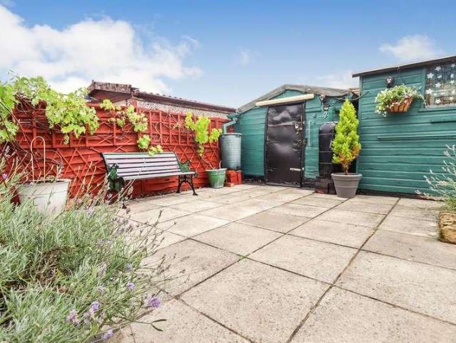 3 bed house for sale