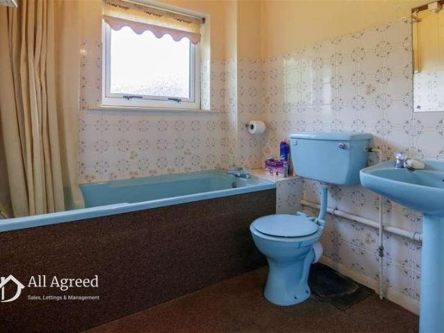 3 bed house for sale