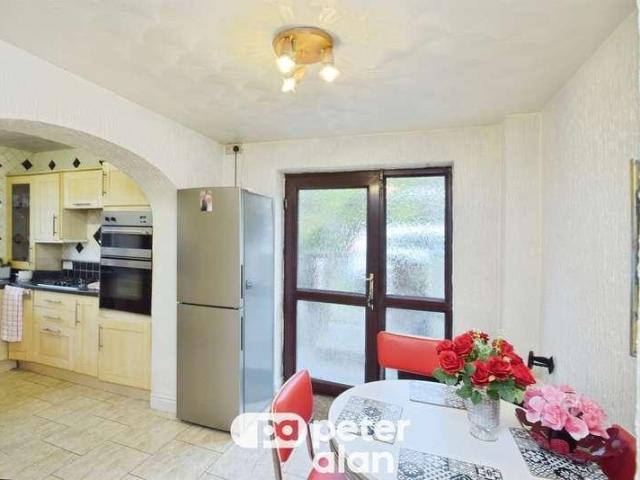 3 bed house for sale