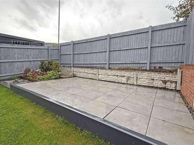 3 bed house for sale