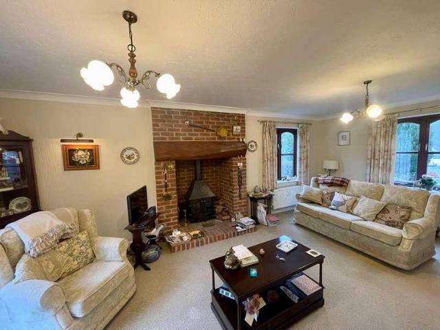 3 bed house for sale