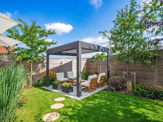 3 bed house for sale