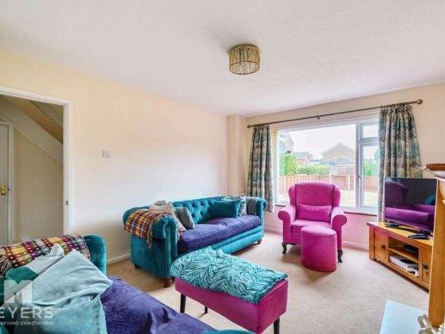 3 bed house for sale