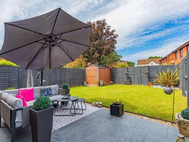 3 bed house for sale