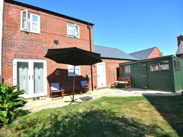 3 bed house for sale