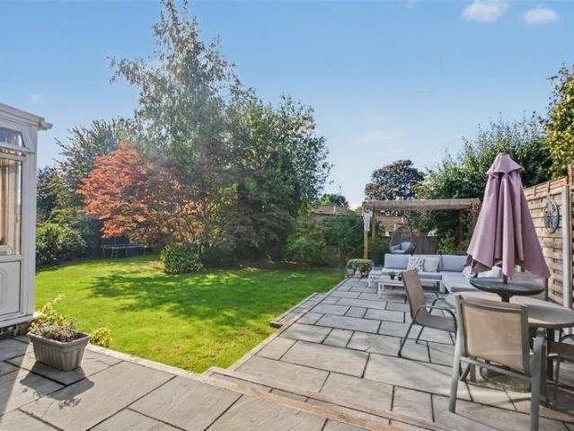 3 bed house for sale