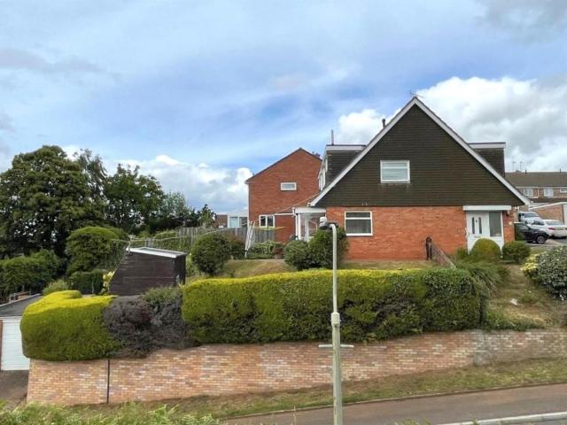 3 bed house for sale