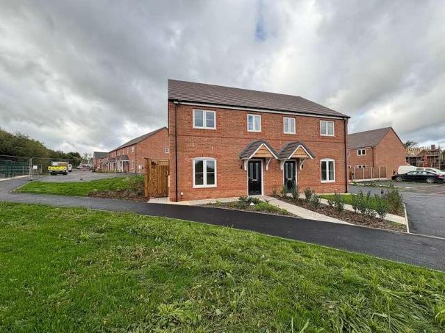 3 bed house for sale