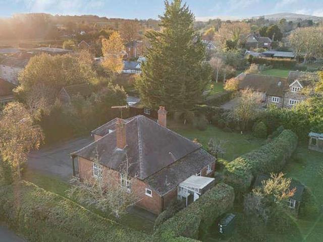 3 bed house for sale