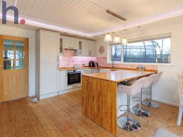 3 bed house for sale