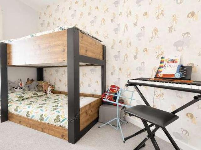 3 bed house for sale
