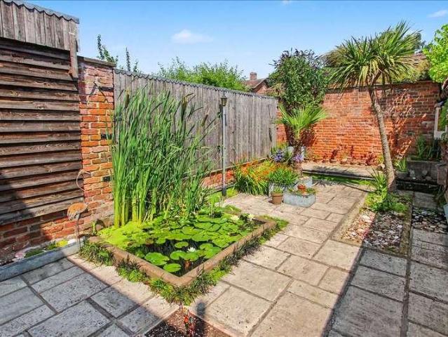 3 bed house for sale