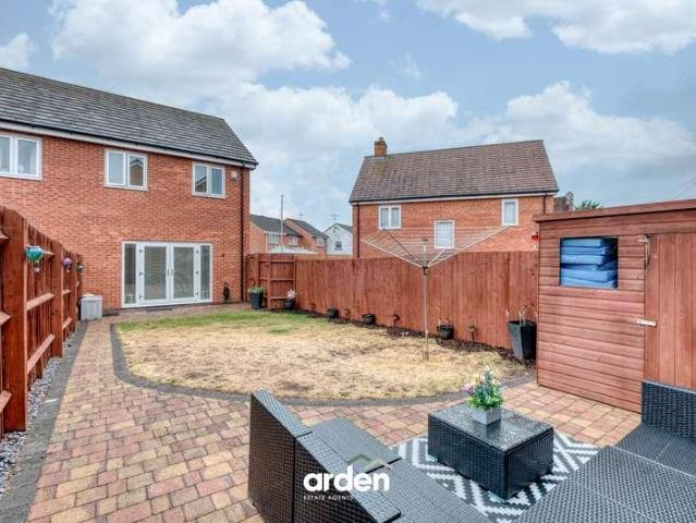 3 bed house for sale