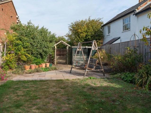 3 bed house for sale