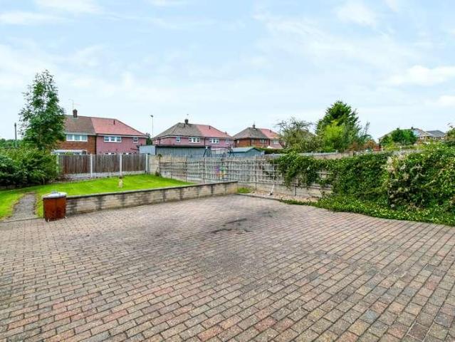 3 bed house for sale