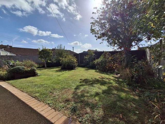 3 bed house for sale