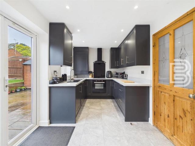 3 bed house for sale