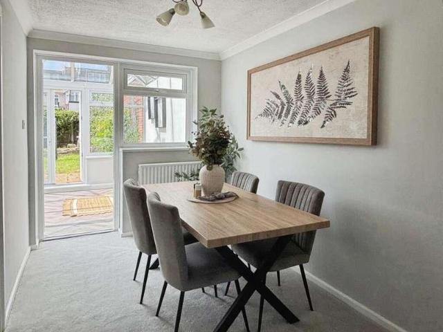 3 bed house for sale