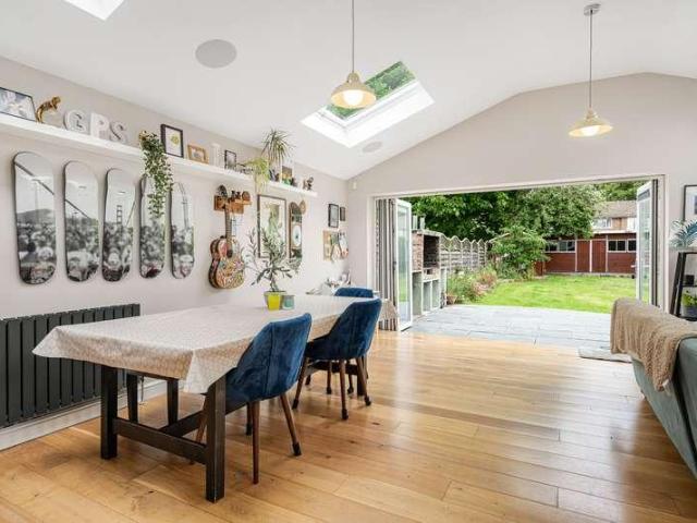 3 bed house for sale