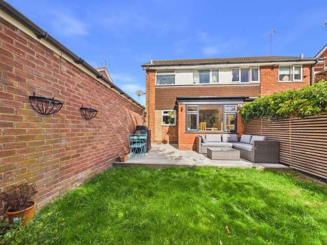 3 bed house for sale