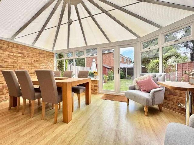 3 bed house for sale