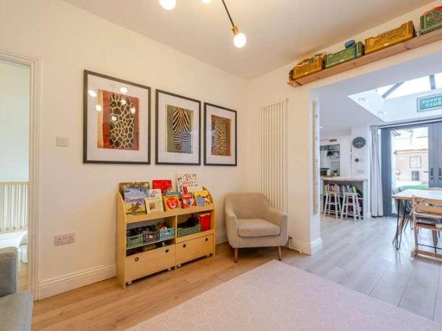 3 bed house for sale