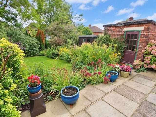 3 bed house for sale
