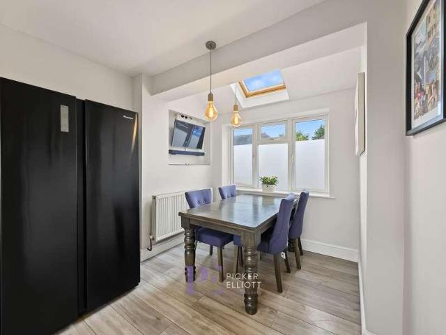 3 bed house for sale