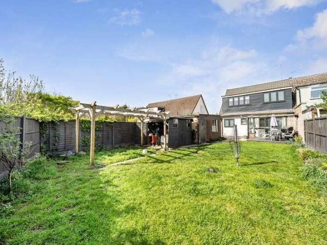 3 bed house for sale