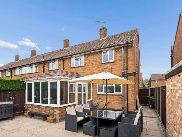 3 bed house for sale
