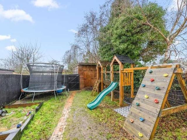 3 bed house for sale