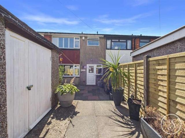 3 bed house for sale