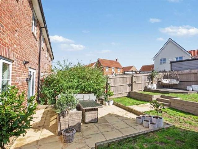 3 bed house for sale