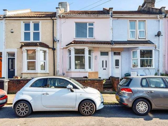 3 bed house for sale