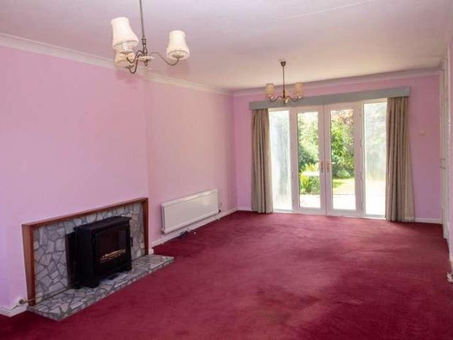 3 bed house for sale