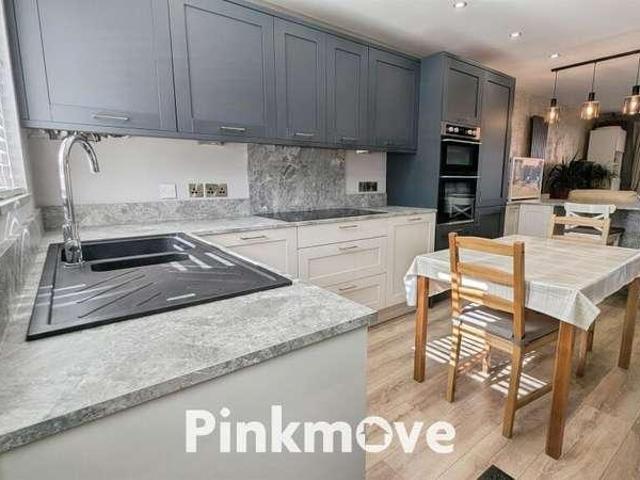 3 bed house for sale