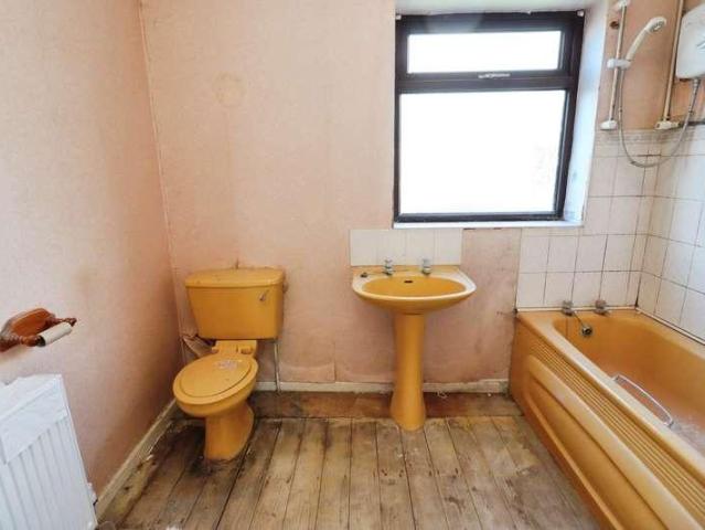 3 bed house for sale