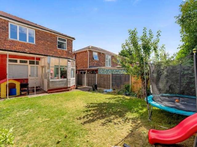 3 bed house for sale